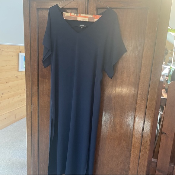 Aritzia Babaton Jessie Dress in Navy XS - Picture 4 of 6